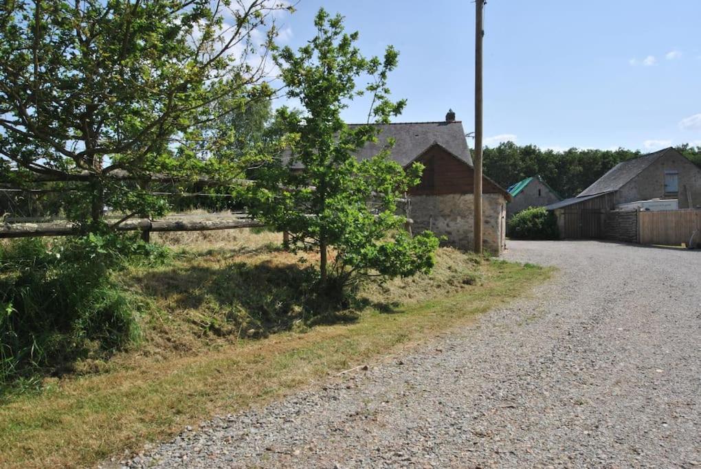 Gite Familial Pour 6 Pers En Campagne Bouere ภายนอก รูปภาพ
